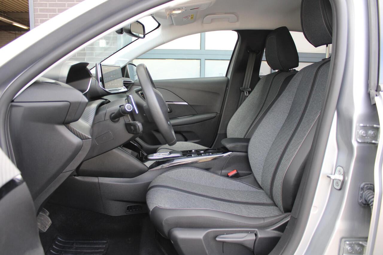 Peugeot 208 Hybrid 100 e-DCS6 Allure Automaat, Navigatie, Applecarpl./Andr. Auto, Keyless entry/Start