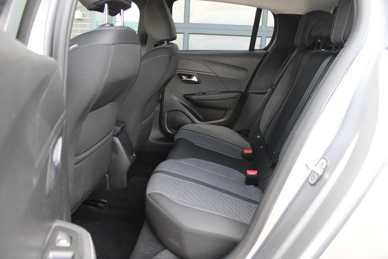 Peugeot 208 Hybrid 100 e-DCS6 Allure Automaat, Navigatie, Applecarpl./Andr. Auto, Keyless entry/Start