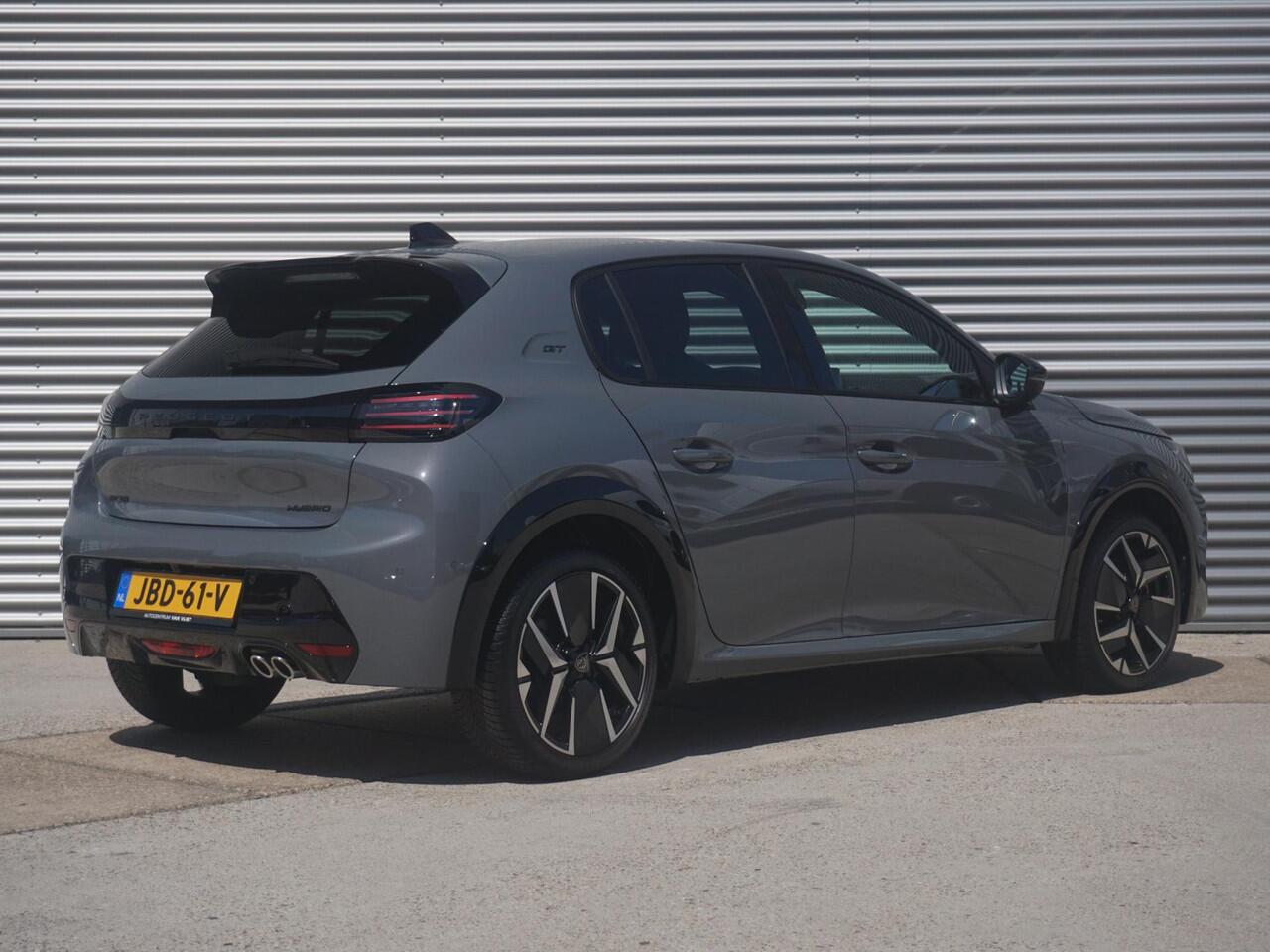 Peugeot 208 Hybrid 136 e-DCS6 GT | Automaat | Navigatie | Draadloze telefoonlader | Camera voor en achter | Adaptieve Cruise Control