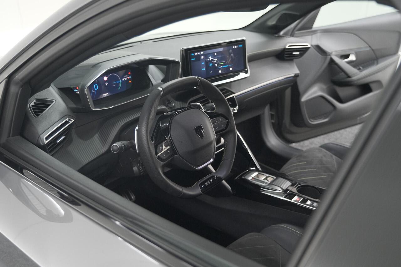 Peugeot 208 Hybrid 100 e-DCS6 GT | 360 Camera | Pack Alcantara | Dodehoekdetectie | Stoelmassage