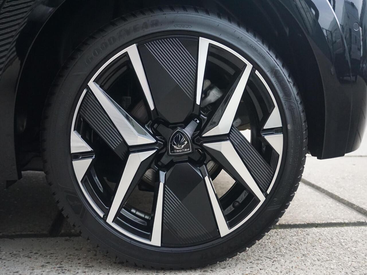 Peugeot 208 1.2 Hybrid 145 e-DCS6 GT