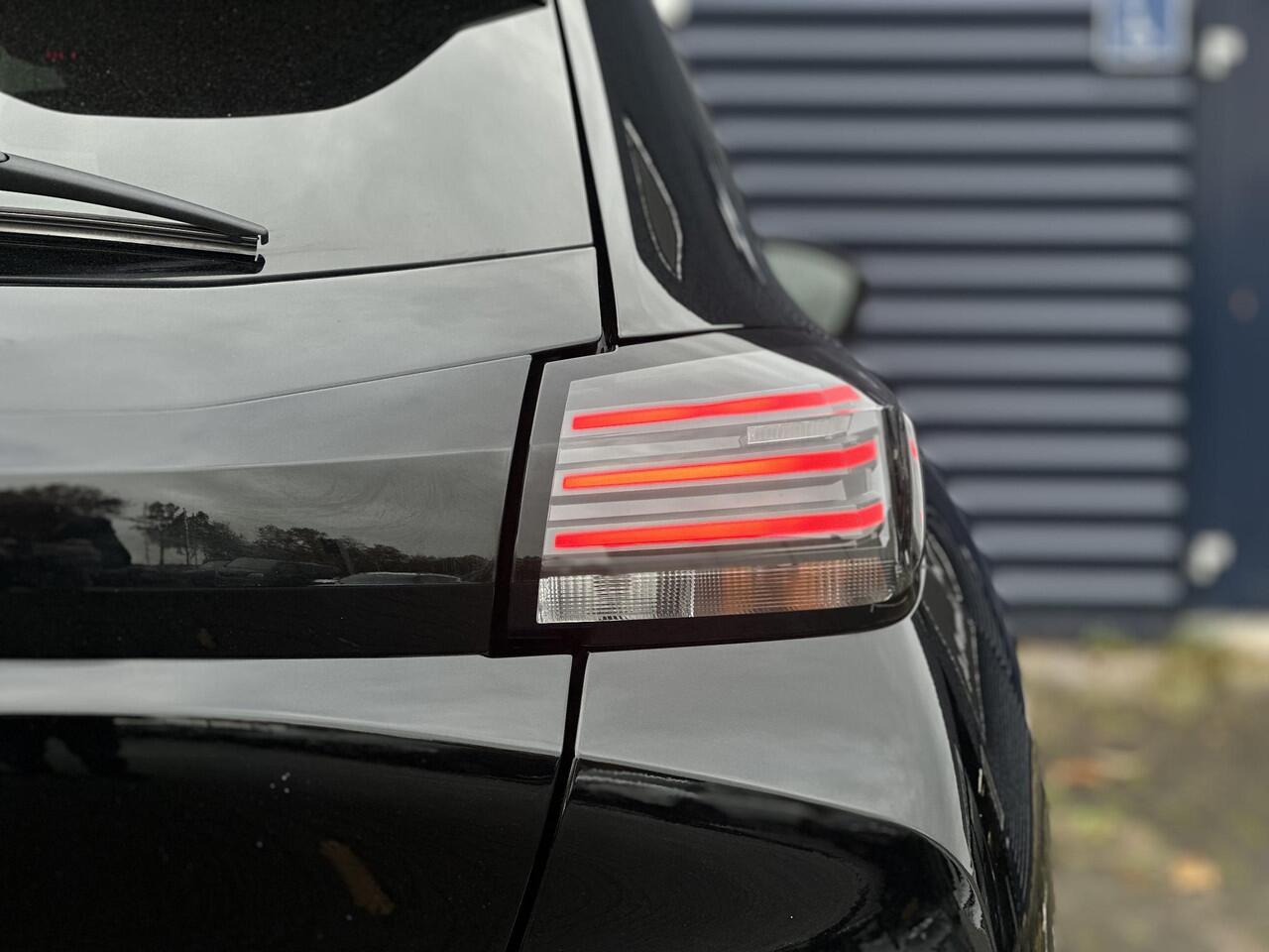 Peugeot 208 Hybrid 100pk e-DCS6 Allure | Adaptieve Cruise Control | Parkeercamera/-sensoren | Apple Carplay/Android Auto | Full LED | Navigatie | DAB | Climate Control |