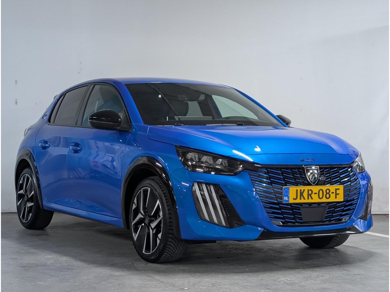 Peugeot 208 GT 1.2 Hybrid 145pk e-DCS6 | NAVI | ADAPTIVE CRUISE | 360° CAMERA | KEYLESS ENTRY | DODEHOEKBEW. | CLIMA | ALL-SEASONBANDEN |