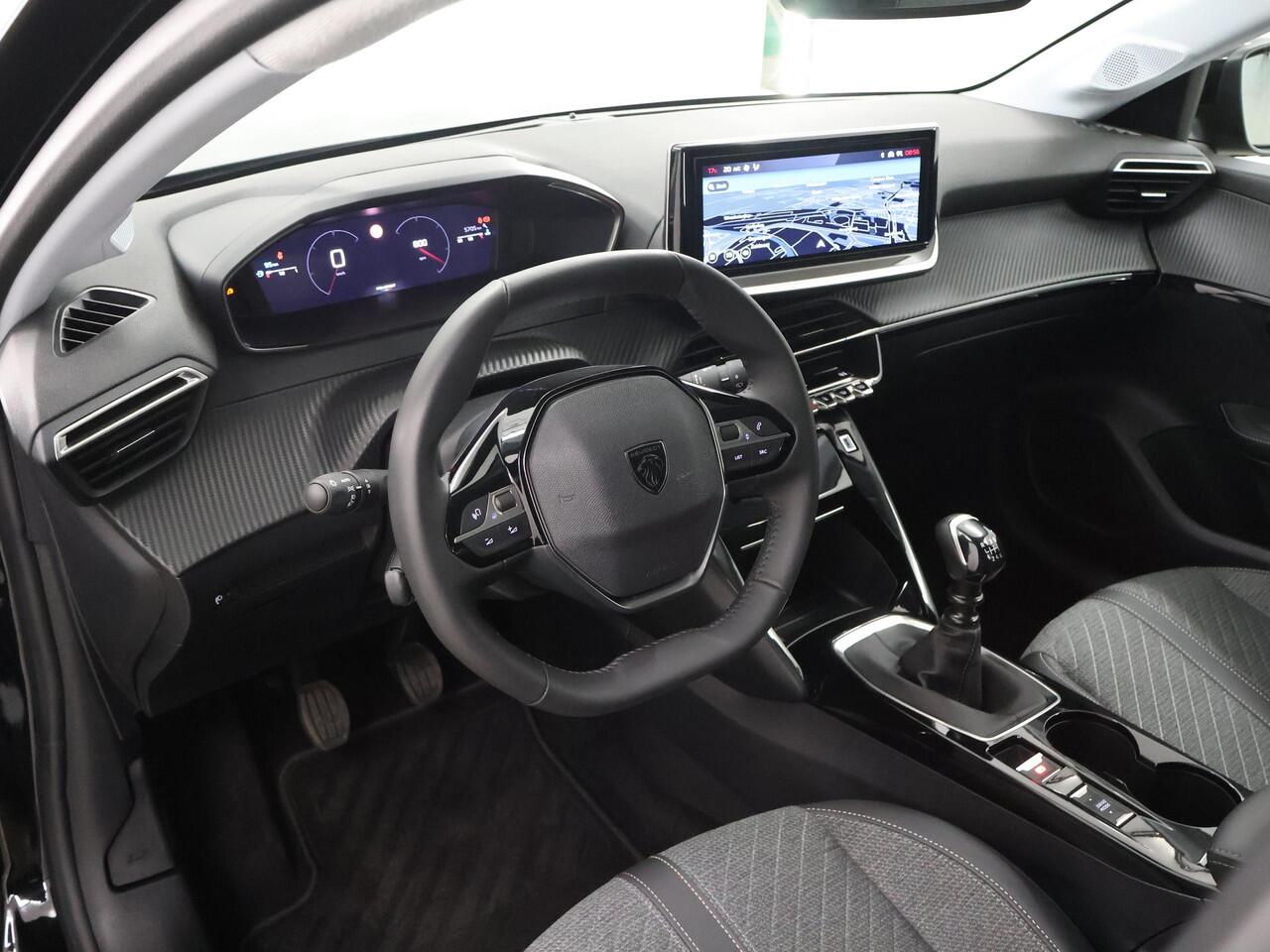 Peugeot 208 1.2 PureTech 100 Allure | Navigatie | Parkeercamera | Climate Control | Cruise Control |