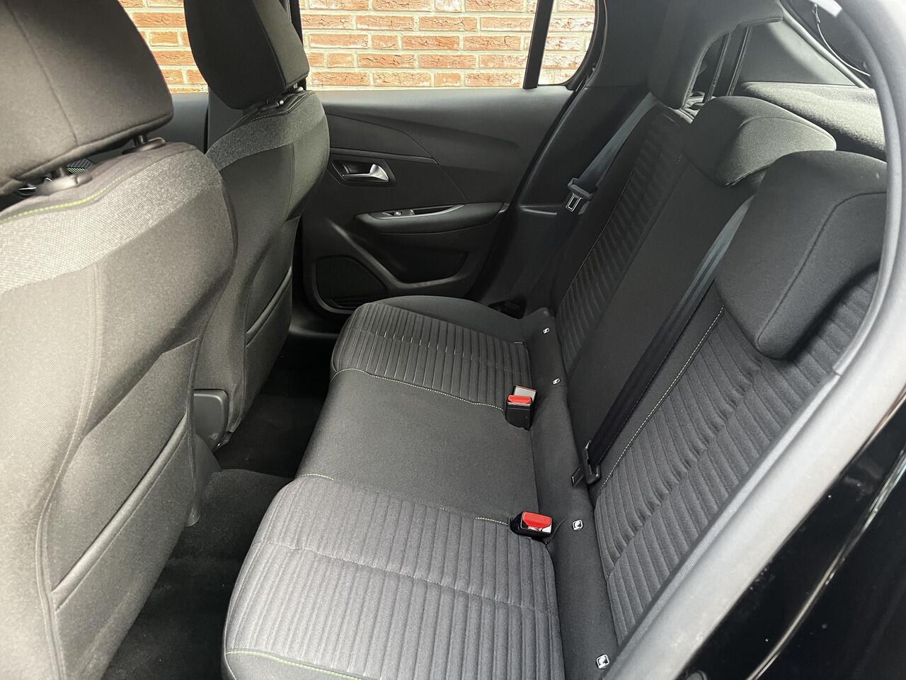 Peugeot 208 Active 1.2 75pk | STOELVERW. | PARKEERHULP | APPLE CARPLAY / ANDROID AUTO | DAB+ | LED | CRUISE CONTROL | AIRCO