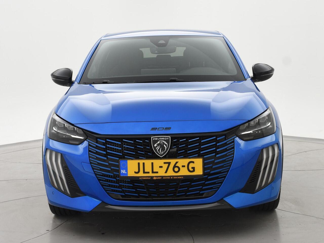 Peugeot 208 1.2 PT 100 PK GT + SPORTSTOELEN | 17 INCH | CAMERA | SFEERVERLICHTING | NAVIGATIE | CARPLAY | DAB