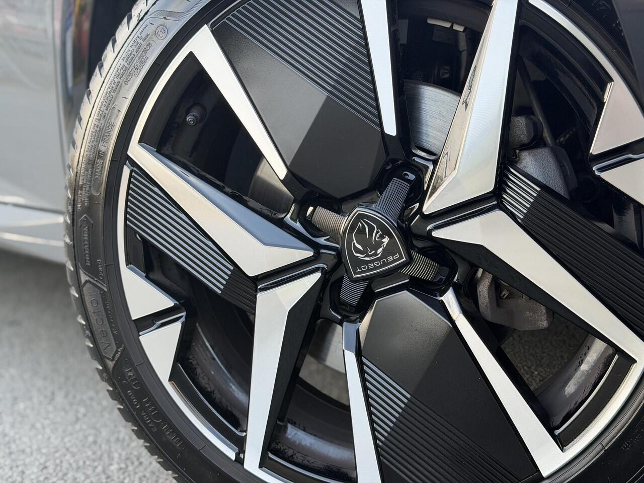 Peugeot 208 1.2 GT Facelift | FULL | INCL BEURT