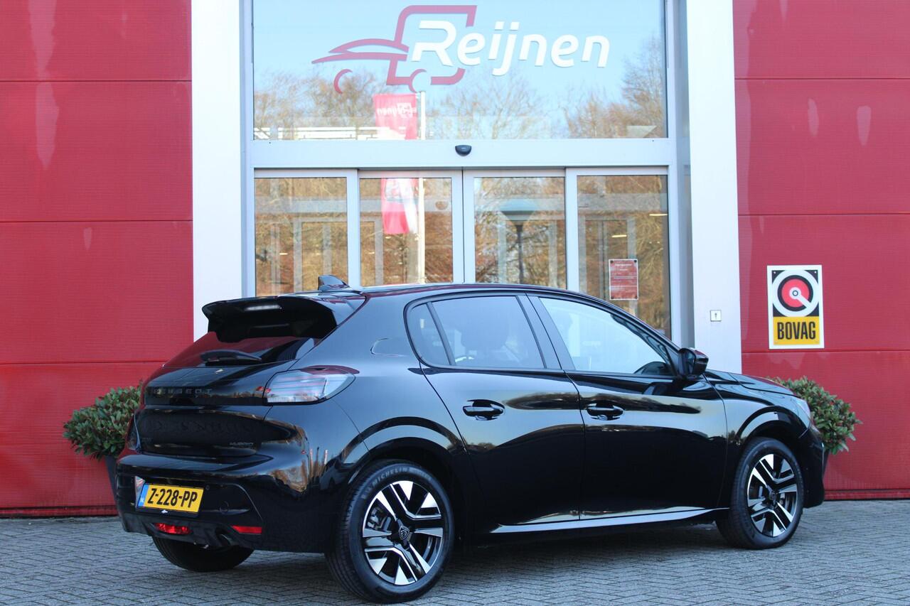 Peugeot 208 Hybrid 110PK e-DCS6 ALLURE | NAVIGATIE | DRAADLOZE APPLE CARPLAY/ANDROID AUTO | DAB+ RADIO | CLIMATE CONTROL | ADAPTIVE CRUISE CONTROL | VERKEERSBORDEN HERKENNING | ACHTERUITRIJ CAMERA | LICHTMETALEN VELGEN 16" |