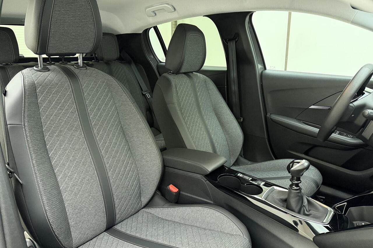 Peugeot 208 1.2 PureTech 100 Allure | Apple carplay/Android Auto | Parkeersensoren V+A | Navigatie | Achteruitrijcamera | Cruise control | Climate control |