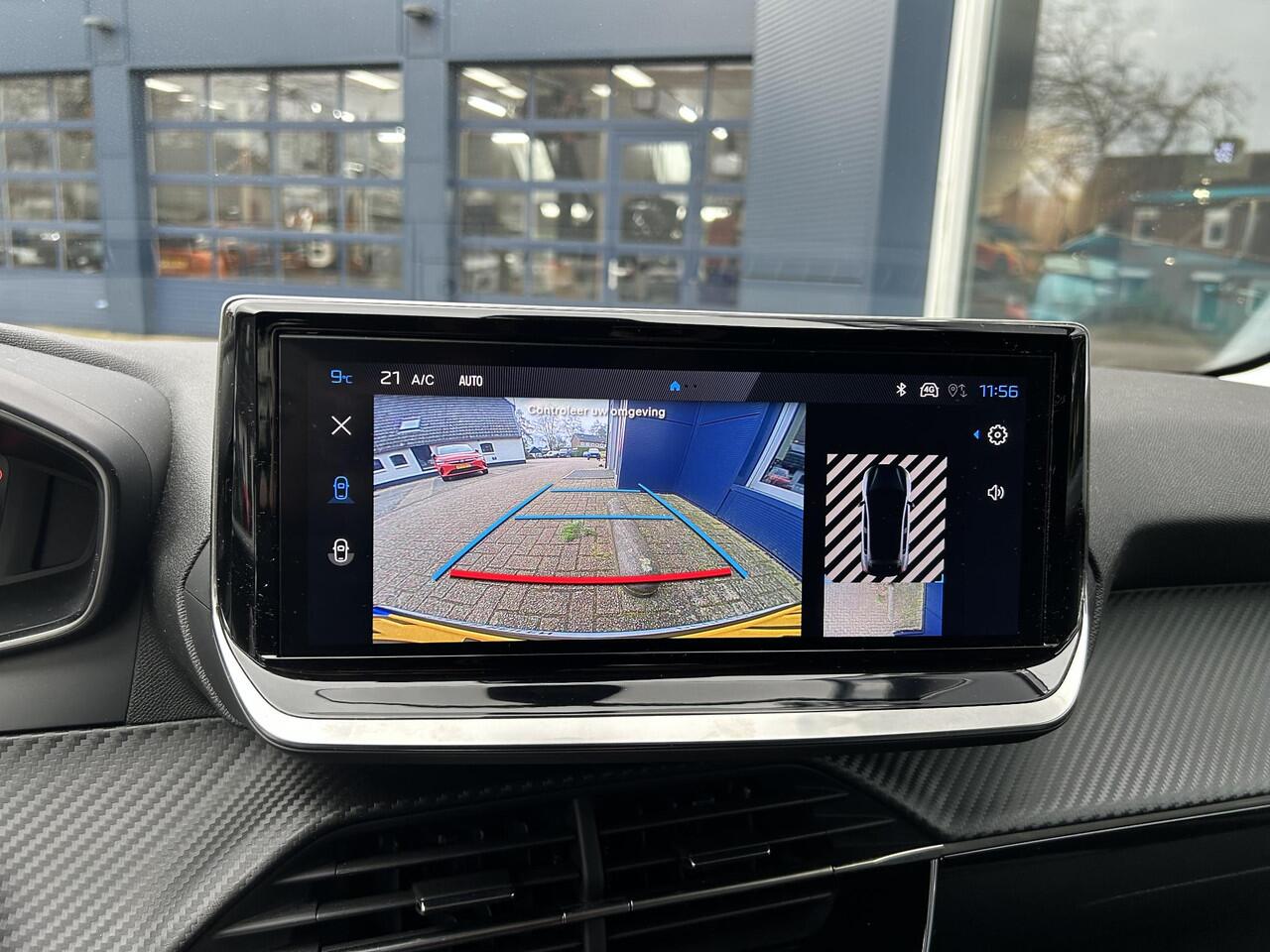 Peugeot 208 1.2 Hybrid 110 PK Automaat Allure | Navigatie | Camera | Climate Control | Adaptieve Cruise Control | LED Verlichting | Hybride Rijden met Automaat | 16" Lichtmetalen Velgen | Digitaal Dashboard | Parkeersensoren | Spoiler |