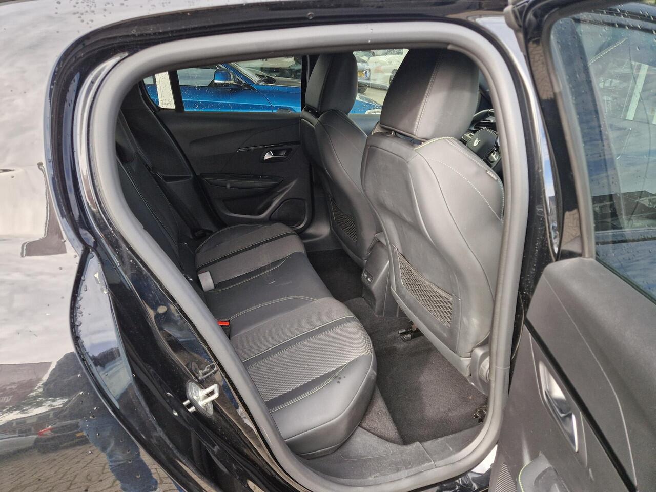 Peugeot 208 1.2T 100pk GT | Navigatie | Climate & Cruise Control | Parkeersensoren met Camera | AppleCarPlay/AndroidAuto |