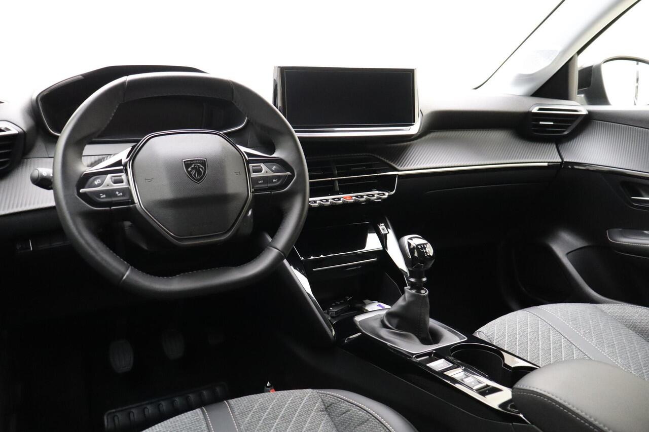 Peugeot 208 1.2 PureTech Allure 100 PK | Handgeschakeld | Parkeersensor | Camera | Cruise Control | Airco | Mirror Screen | 1e eigenaar