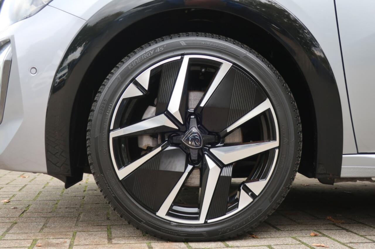 Peugeot 208 HYBRID E-DCS6 GT, All Season Banden, Apple Carplay/ Android Auto, etc.