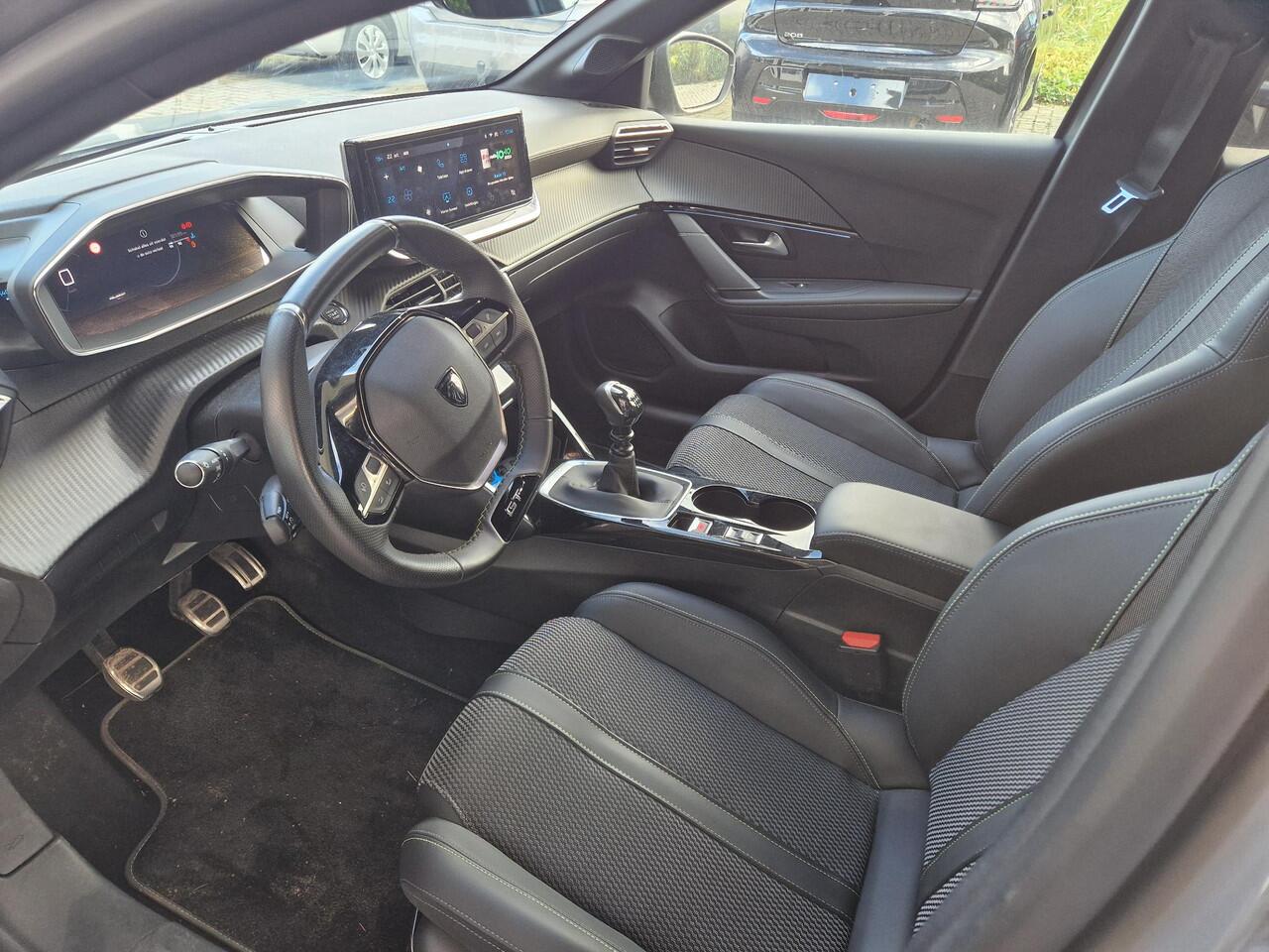 Peugeot 208 1.2T 100pk GT | Climate & Cruise Control | AppleCarPlay/Android Auto | Achteruit Rijd Camera |