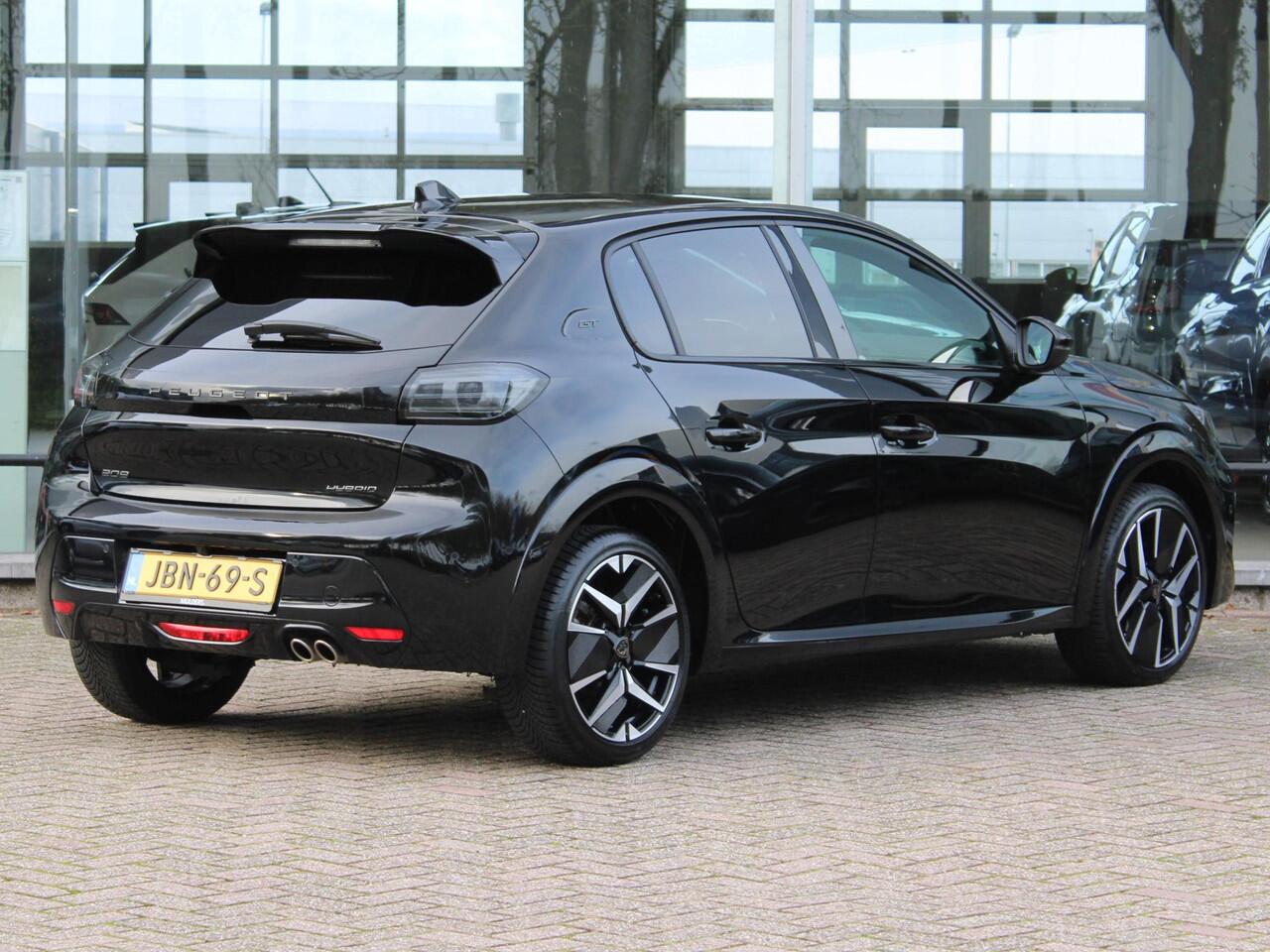 Peugeot 208 Hybrid 145 e-DCS6 GT | Automaat | Camera / Climate / Apple Carplay