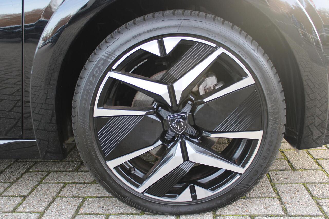 Peugeot 208 1.2 100PK GT | DRAADLOZE APPLE CARPLAY/ANDROID AUTO | 17" LICHTMETALEN VELGEN | DRAADLOZE TELEFOONLADER | ACHTERUITRIJ CAMERA | CRUISE CONTROL | FULL LED KOPLAMPEN | KEYLESS ENTRY/START | CLIMATE CONTROL | PARKEERSENSOREN VOOR EN ACHTER | GETINTE ACHETRRU