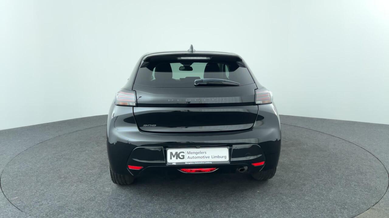 Peugeot 208 1.2 PureTech Allure Pack | Rijklaar | Navigatie