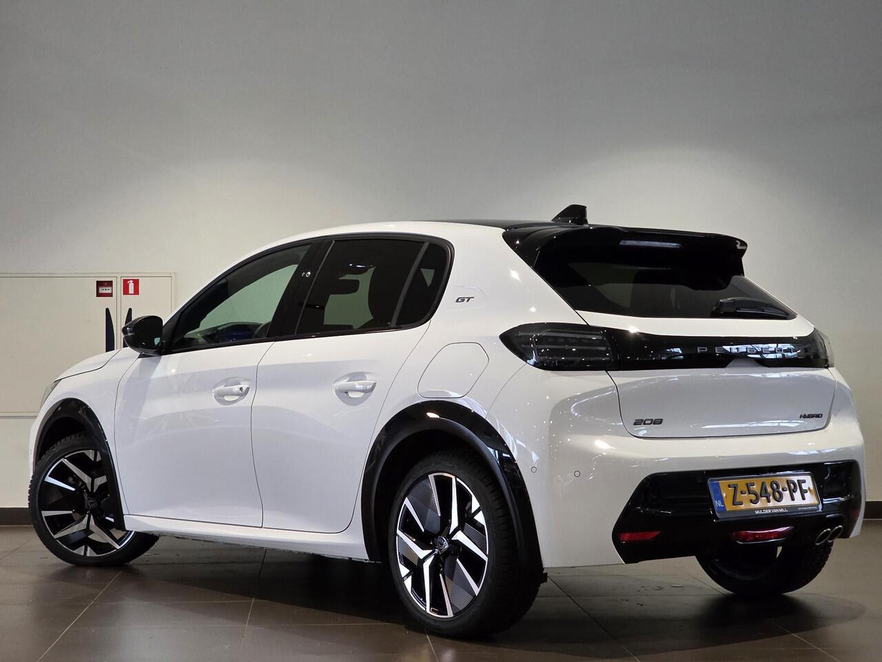 Peugeot 208 GT 1.2 Hybrid 145pk e-DCS6 | TWO-TONE! | ADAPTIVE CRUISE | 360° CAMERA | KEYLESS ENTRY | DODEHOEKBEW. | CLIMA | WINTER + ZOMERBANDEN SET | APPLE CARPLAY / ANDROID AUTO |