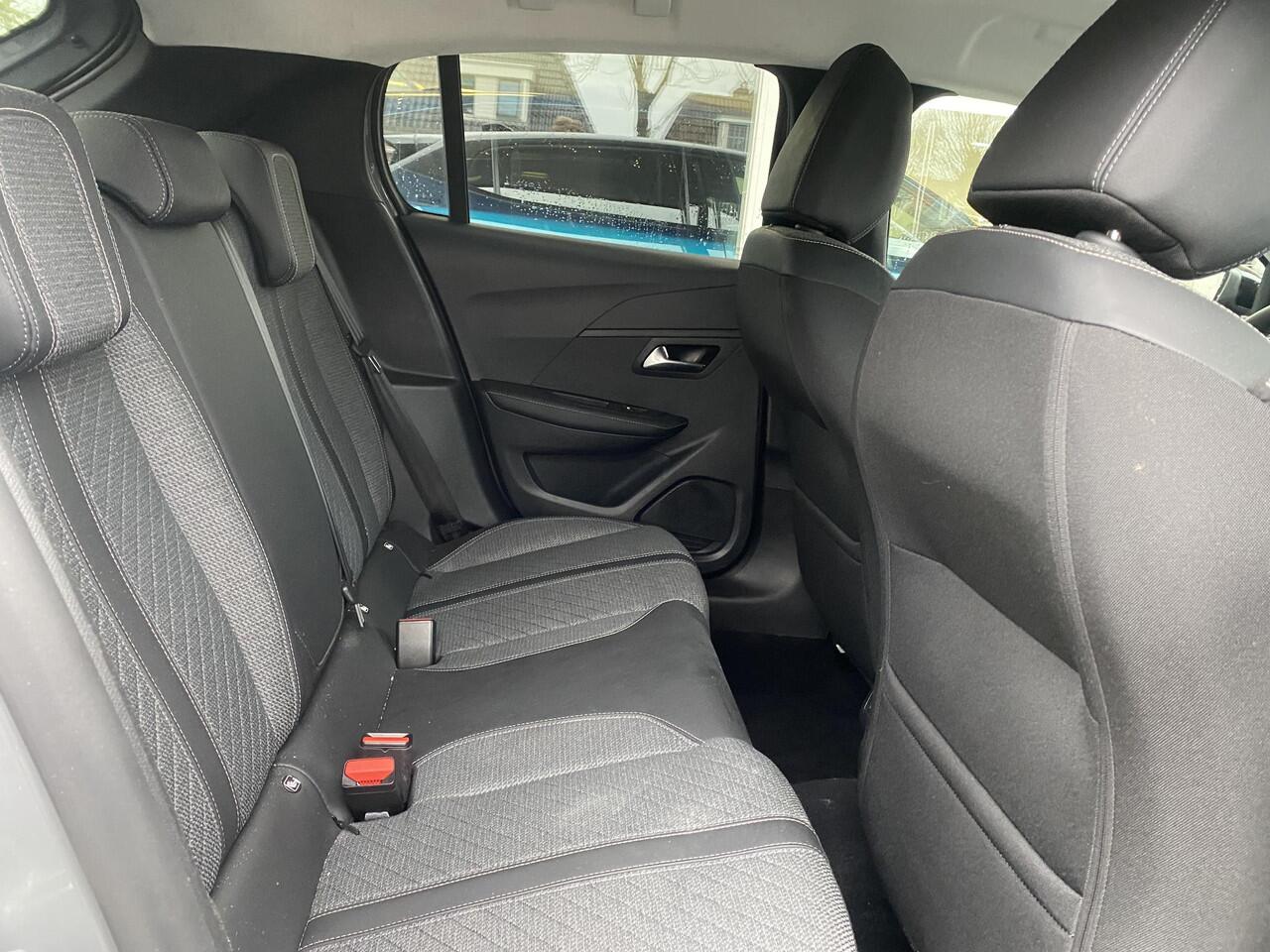 Peugeot 208 1.2T 100pk Allure | Navigatie | Climate & Cruise Control | AppleCarplay/AndroidAuto |