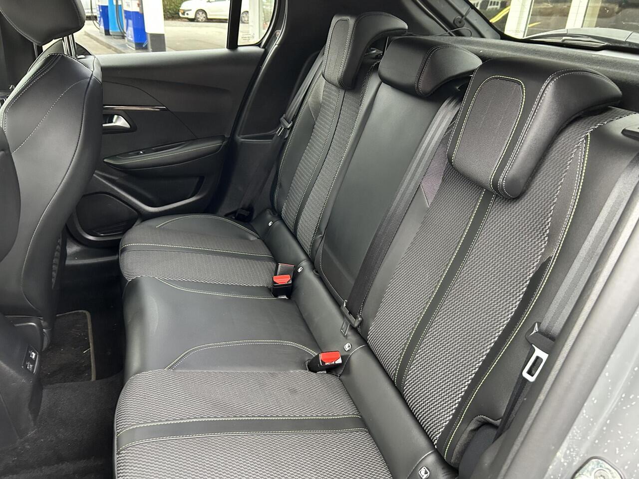 Peugeot 208 1.2 PureTech 100 GT