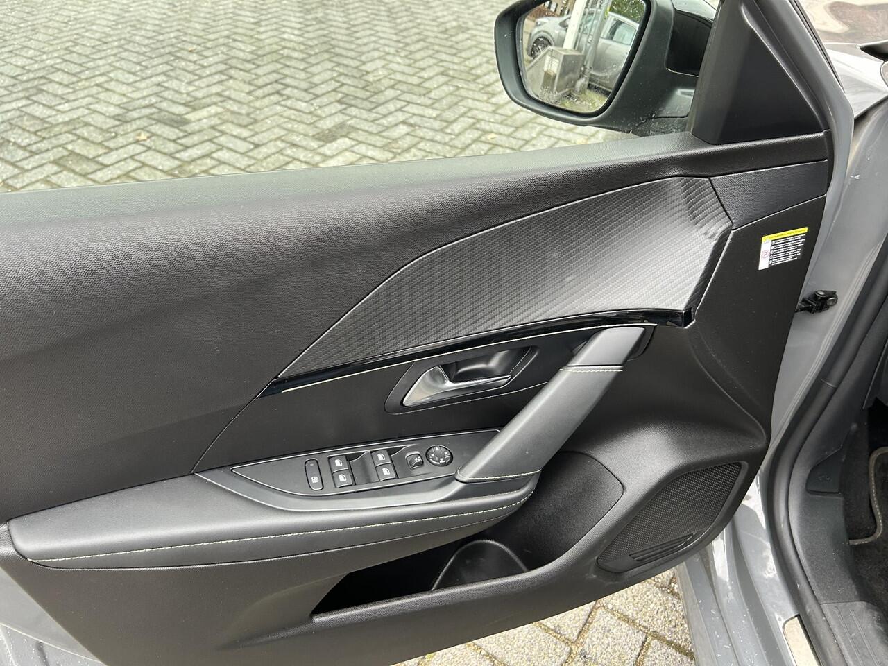 Peugeot 208 1.2 PureTech 100 GT