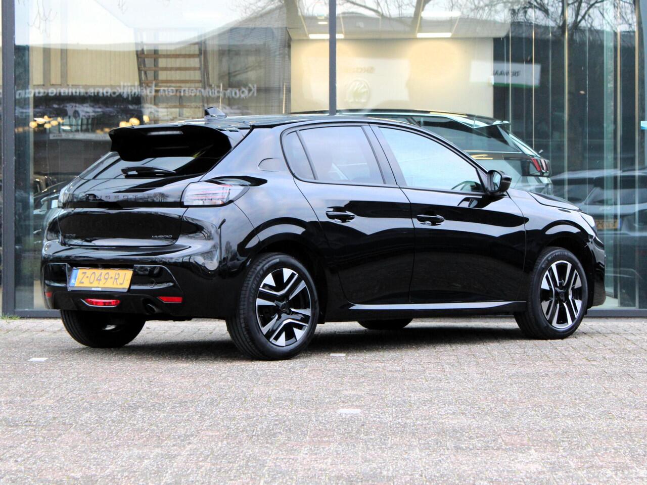 Peugeot 208 Hybrid 100 e-DCS6 Allure Automaat | Navi / Camera / Climate