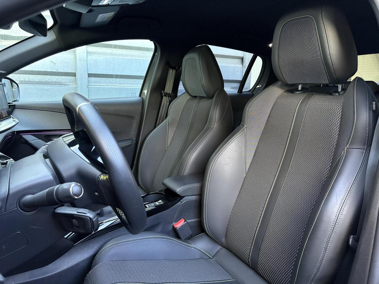 Peugeot 208 GT 1.2 Turbo 100pk | DODEHOEKBEW. | ADAPTIVE CRUISE | 360° CAMERA | KEYLESS ENTRY | DRAADLOOS APPLE CARPLAY / ANDROID AUTO