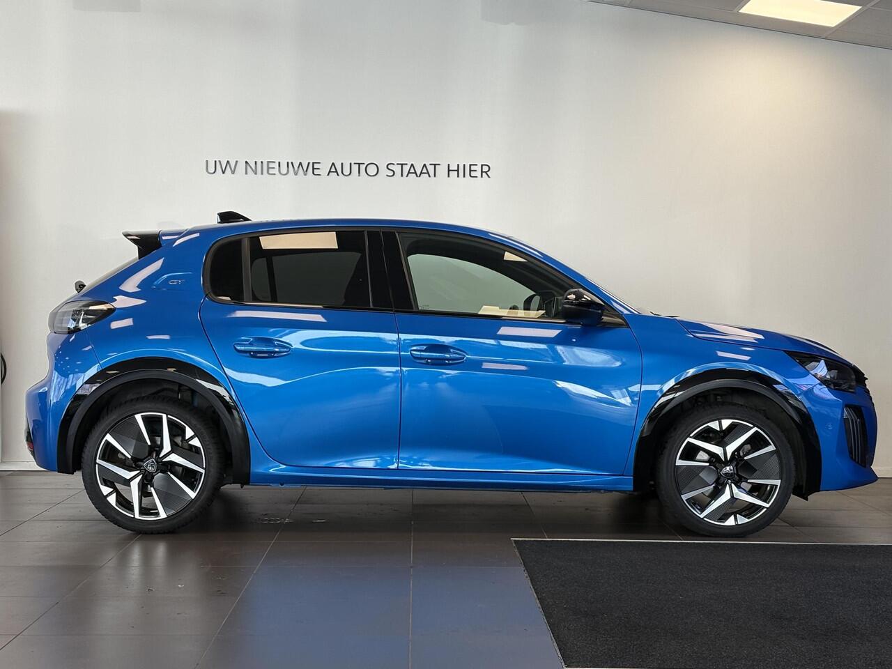 Peugeot 208 GT 1.2 Hybrid 110pk e-DCS6 | ALCANTARA INTERIOR | STOELVERW. | DODEHOEKBEW. | NAVI | KEYLESS ENTRY | 360° CAMERA | MASSAGE