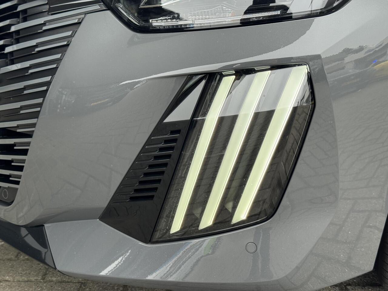 Peugeot 208 Allure 1.2 Hybrid 110pk e-DCS6 | 3D i-COCKPIT® | 180° CAMERA | APPLE CARPLAY / ANDROID AUTO | CLIMA | LM VELGEN |