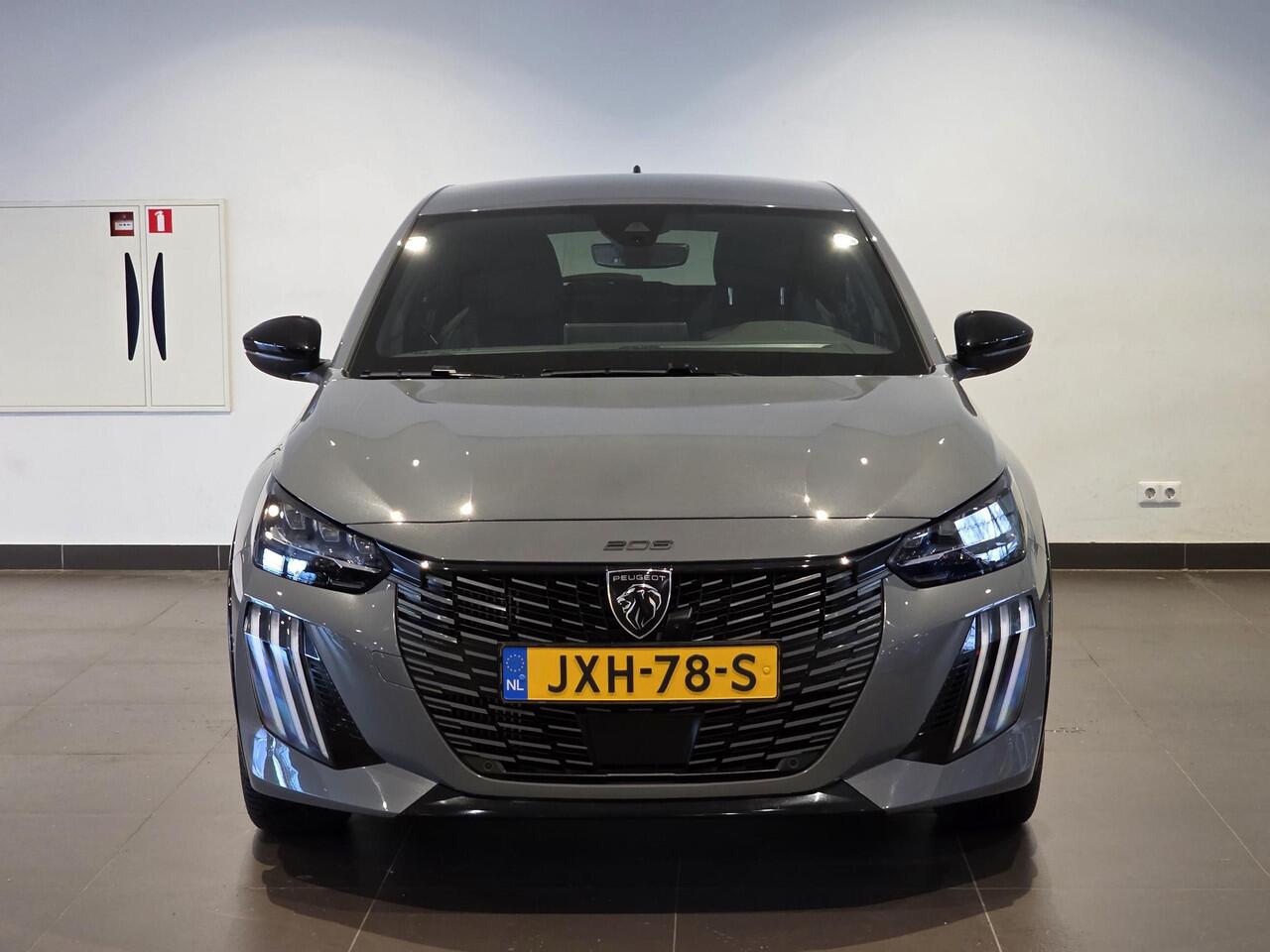 Peugeot 208 GT 1.2 Turbo 100pk | NAVI | DODEHOEKBEW. | ADAPTIVE CRUISE | 360° CAMERA | KEYLESS ENTRY | DRAADLOOS APPLE CARPLAY / ANDROID AUTO | CLIMA |