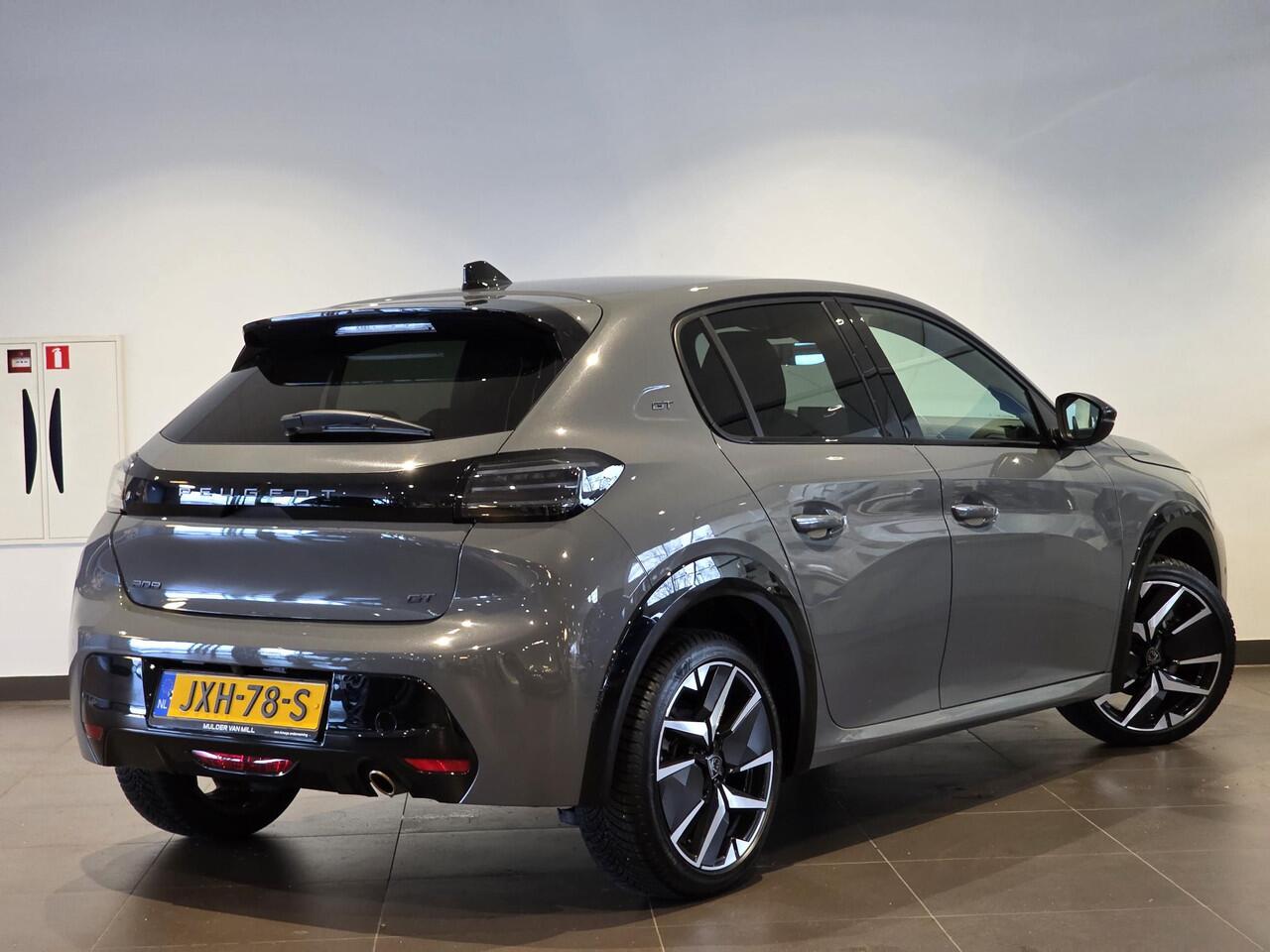 Peugeot 208 GT 1.2 Turbo 100pk | NAVI | DODEHOEKBEW. | ADAPTIVE CRUISE | 360° CAMERA | KEYLESS ENTRY | DRAADLOOS APPLE CARPLAY / ANDROID AUTO | CLIMA |