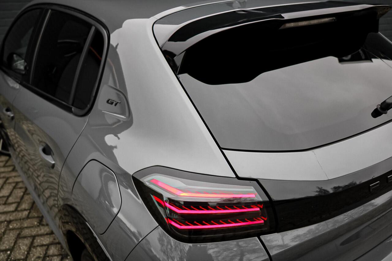 Peugeot 208 Hybrid 136 e-DCS6 GT Peugeot 208 1.2 Hybrid 145e GT PANORAMADAK/ CAMERA