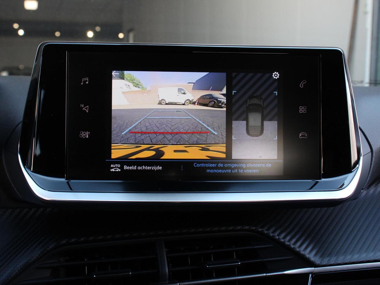 Peugeot 208 1.2 PureTech Allure Pack | Navigatie | Apple Carplay/Android Auto | Achteruitrij camera | Climate control | LED | Adaptieve cruise control | Parkeersensor achter | Verwarmde voorstoelen | Lichtmetalen velgen