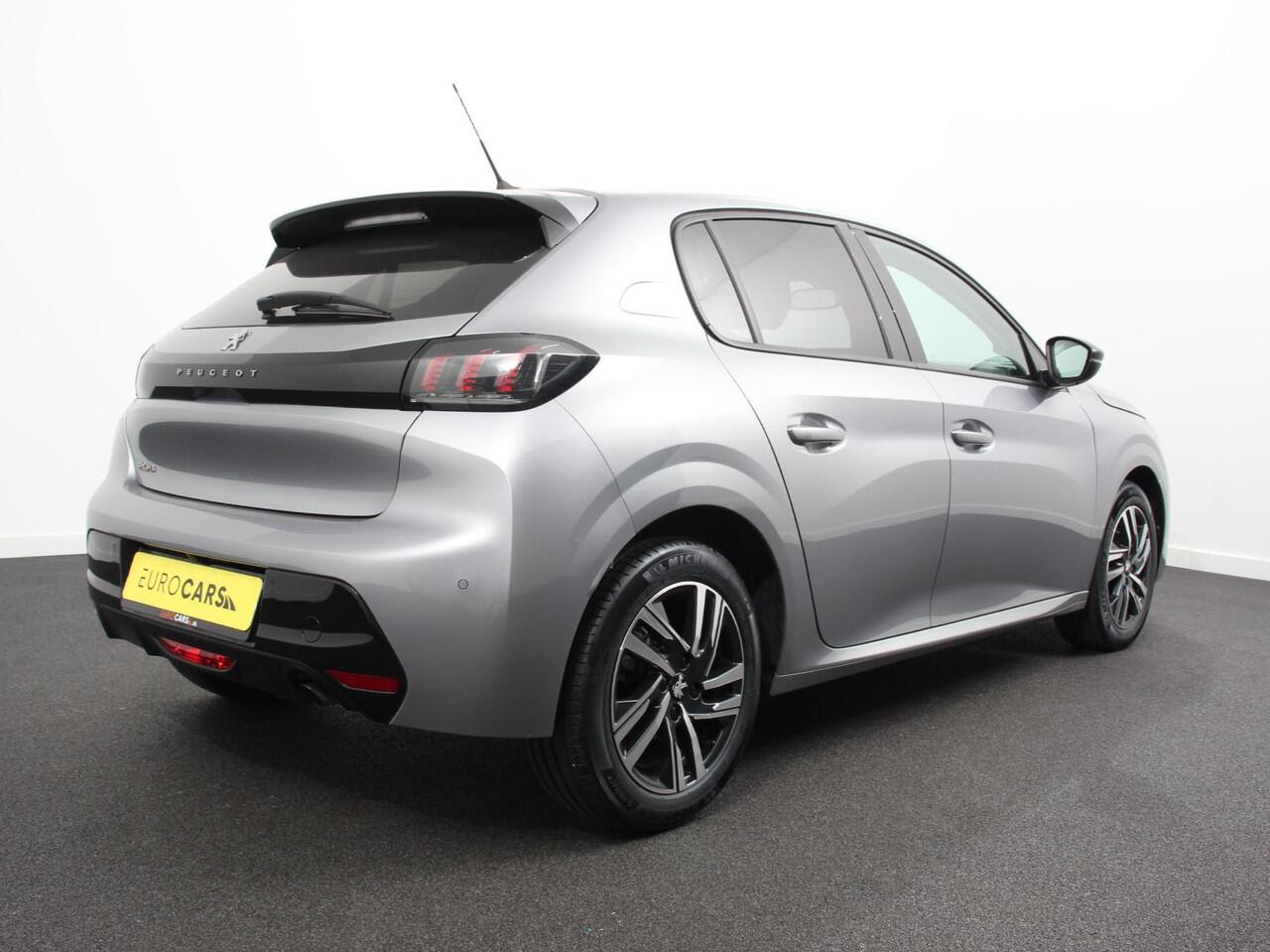 Peugeot 208 1.2 PureTech Allure Pack | Navigatie | Apple Carplay/Android Auto | Achteruitrij camera | Climate control | LED | Adaptieve cruise control | Parkeersensor achter | Verwarmde voorstoelen | Lichtmetalen velgen