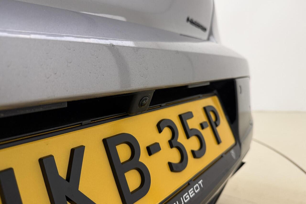 Peugeot 208 Hybrid 100pk Automaat Allure | Achteruitrijcamera | Navigatie | Stoelverwarming | Adaptieve Cruise Control | Luxe uitvoering!