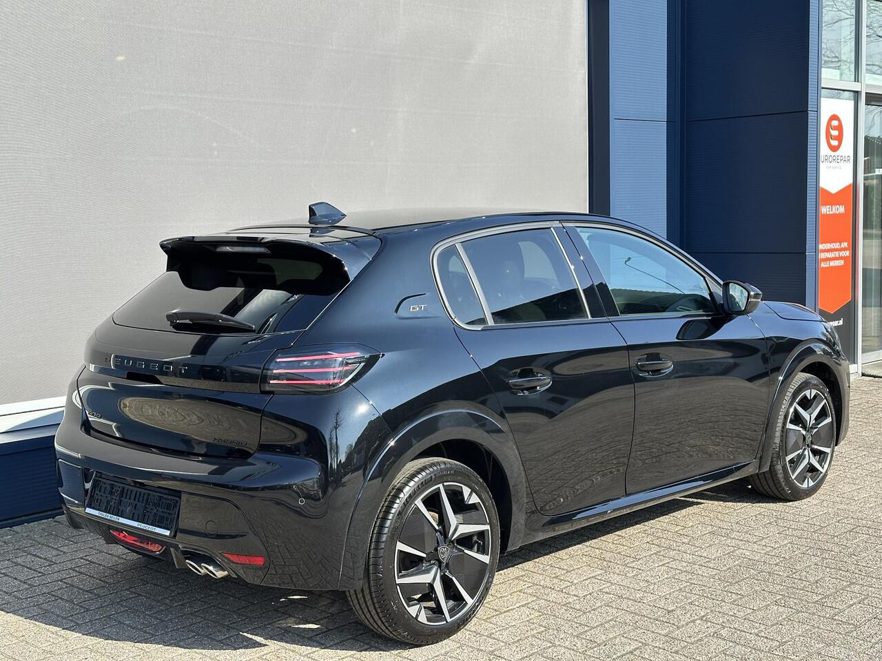 Peugeot 208 1.2 Hybrid 145 PK GT Automaat ¤ 4500,- DEMO VOORDEEL | NETTO DEAL | Full LED Verlichting | Navigatie via Telefoon | Camera | Parkeersensoren | Cruise Control | Keyless Entry | Dakspoiler | DAB+ Radio | Digitaal Dashboard | Apple Carplay Draadloos | Sporti