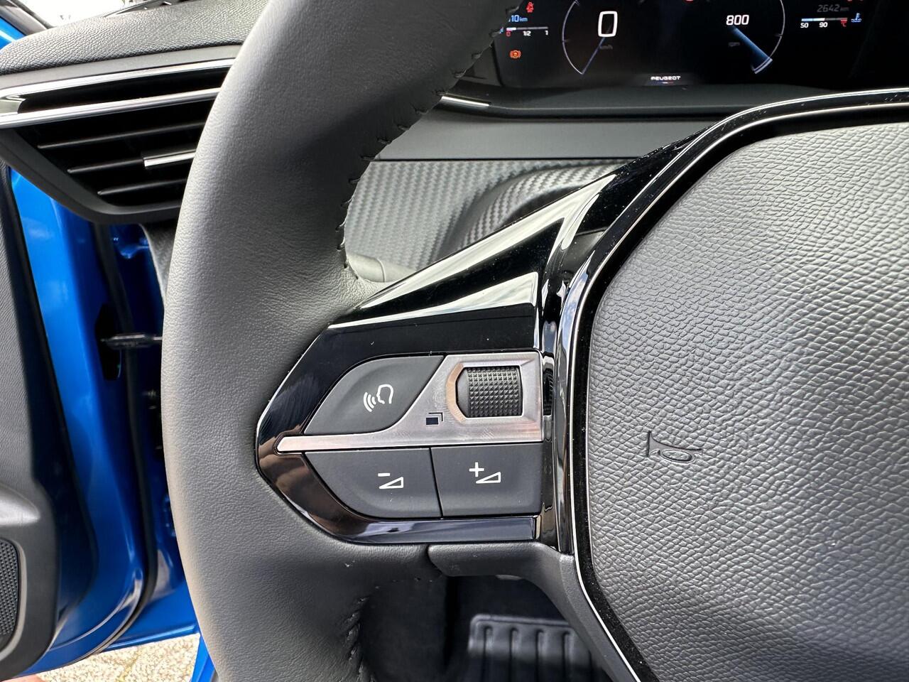 Peugeot 208 1.2 Turbo 100 PK Allure | ¤ 6200 DEMO Voordeel | NETTO DEAL| Navigatie draadloos via Telefoon | Stoelverwarming | LED Verlichting | Lichtmetalen Velgen 16" | Half Lederen Bekleding | Groot Multimedia Scherm | Climate Control | Cruise Control |