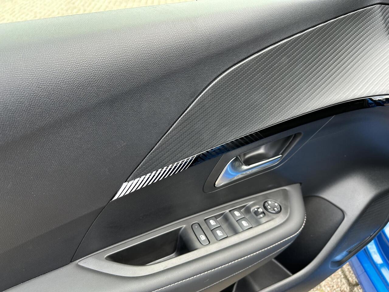 Peugeot 208 1.2 Turbo 100 PK Allure | ¤ 6200 DEMO Voordeel | NETTO DEAL| Navigatie draadloos via Telefoon | Stoelverwarming | LED Verlichting | Lichtmetalen Velgen 16" | Half Lederen Bekleding | Groot Multimedia Scherm | Climate Control | Cruise Control |