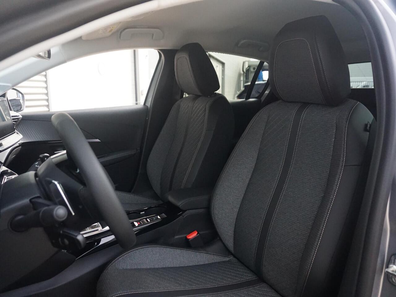 Peugeot 208 1.2 Hybrid 110 e-DCS6 Allure