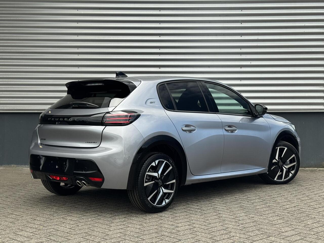 Peugeot 208 GT 1.2 Hybrid 145pk e-DCS6 | NAVI | APPLE CARPLAY / ANDROID AUTO | CAMERA | ADAPTIVE CRUISE |