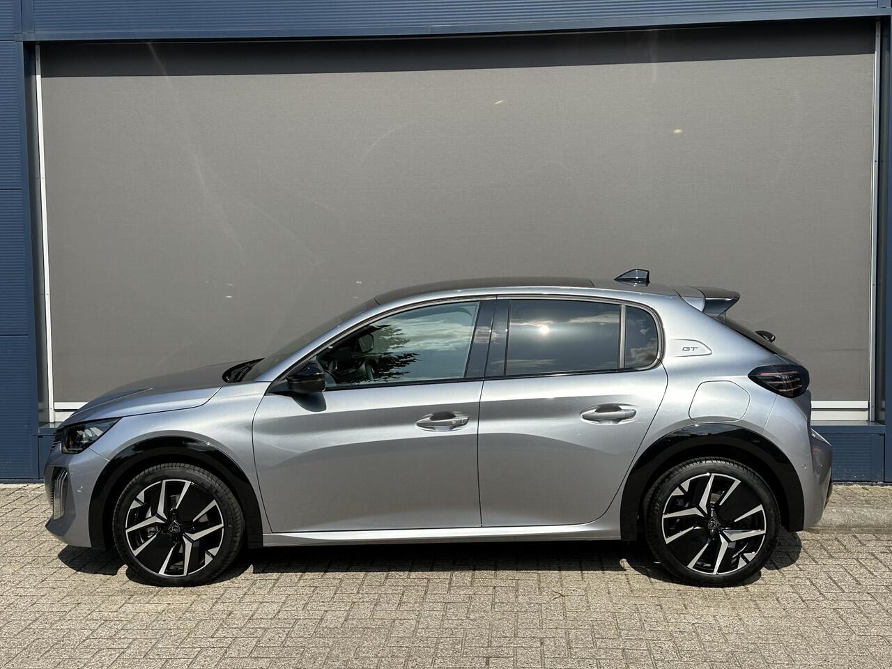 Peugeot 208 1.2 Hybrid 110 PK GT Automaat ¤ 4500,- DEMO VOORDEEL | Complete Uitvoering | Glazen Panoramadak | Navigatie | 360 Graden Camera | Dode Hoek Detectie | Climate Control | Keyless Entry & Start | Cruise Control | Sportstoelen | 17" Lichtmetalen Velgen | Full