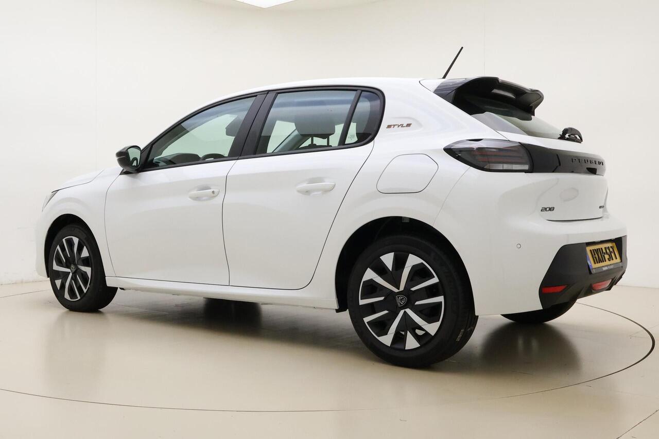 Peugeot 208 1.2 Hybrid e-DCS6 Style 110 PK | Automaat | Parkeersensor | Airco | Android auto / Apple Carplay | Cruise Control | Bluetooth | Nieuw uit voorraad leverbaar