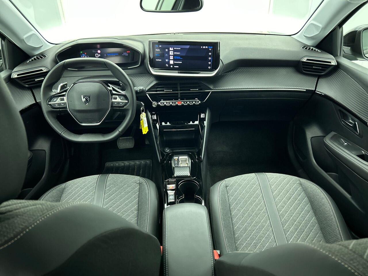 Peugeot 208 1.2 Hybrid 100PK Automaat Allure | Navigatie | Apple Carplay/Android Auto | Airco | Camera | Parkeer sensoren | Cruise Control | Led | Lichtmetalen Velgen