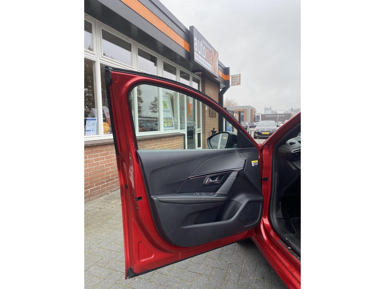 Peugeot 208 Hybride 145 PK GT |Vol Opties!|Pano!|360!|Automaat!|