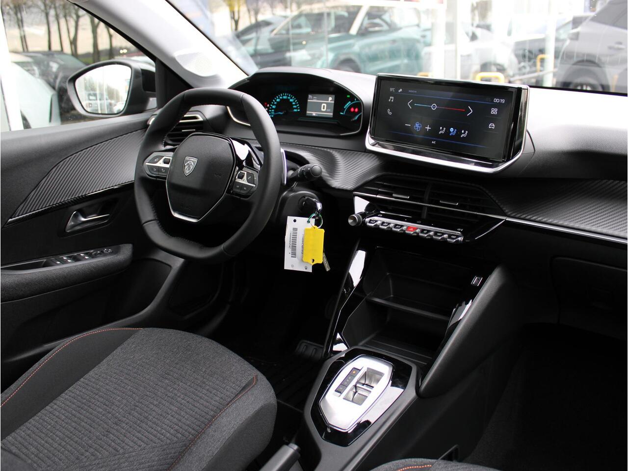 Peugeot 208 1.2 Hybrid 110 e-DCS6 Style PRIVATE LEASE NU ¤369 P/M