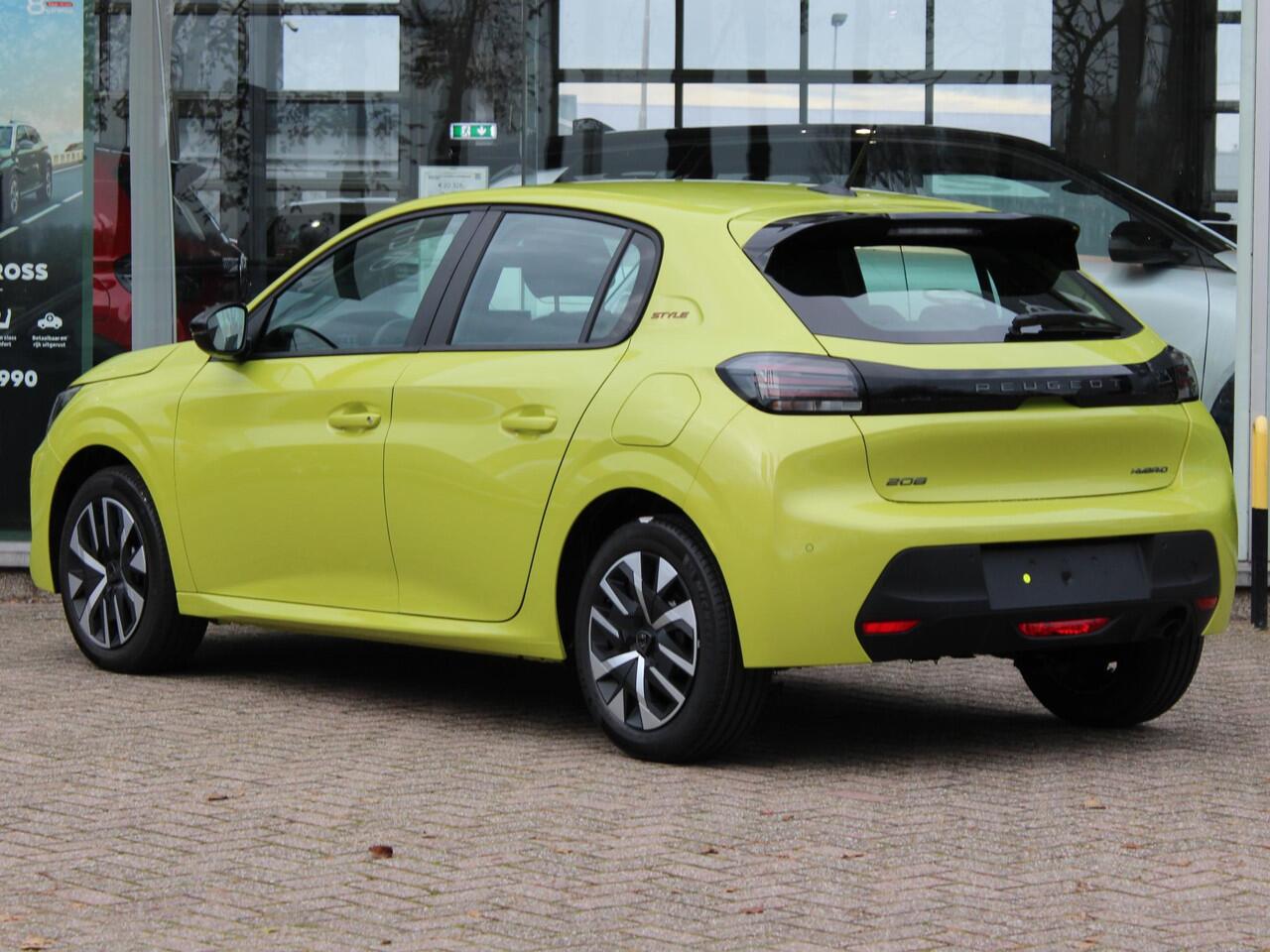 Peugeot 208 HYBRID 110 STYLE PRIVATE LEASE ¤369 P/M