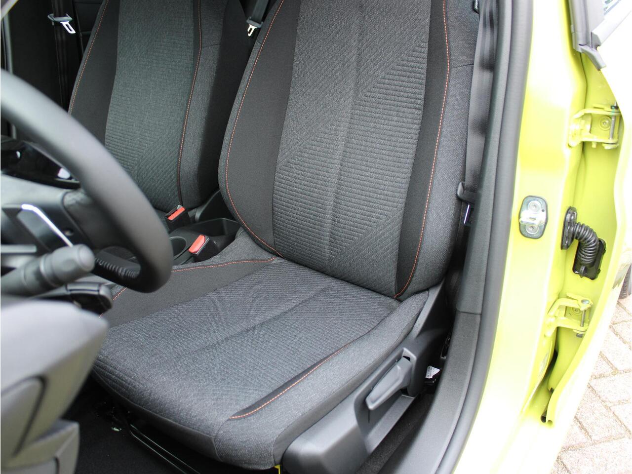 Peugeot 208 HYBRID 110 STYLE PRIVATE LEASE ¤369 P/M