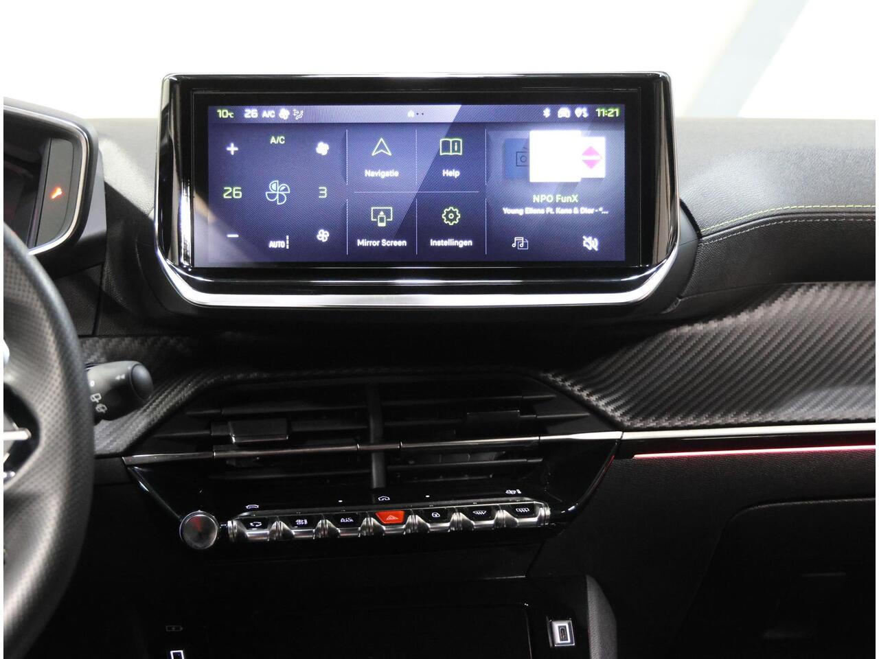 Peugeot 208 1.2 Hybrid 145PK e-DCS6 GT | 1ste eigenaar | AppleCarplay/Android Auto | 17"LMV | 360'Camera | AUTOMAAT | Keyless | Adaptive Cruise Control | Climate Control | Camera | FULL LED | Sfeerverlichting | Isofix | Privacy Glass |