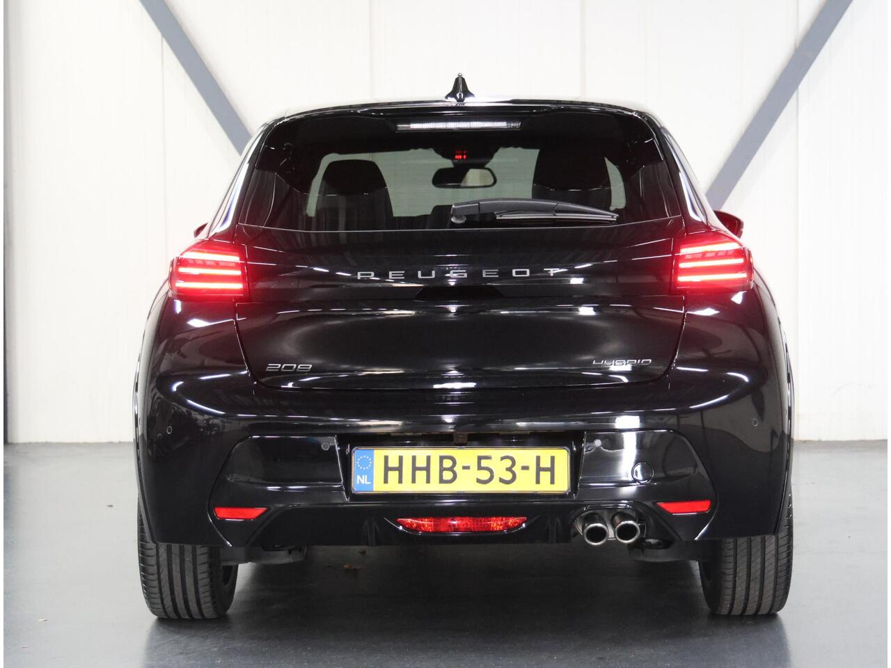 Peugeot 208 1.2 Hybrid 145PK e-DCS6 GT | 1ste eigenaar | AppleCarplay/Android Auto | 17"LMV | 360'Camera | AUTOMAAT | Keyless | Adaptive Cruise Control | Climate Control | Camera | FULL LED | Sfeerverlichting | Isofix | Privacy Glass |