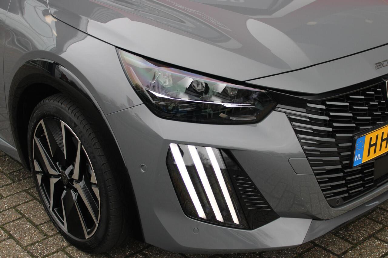 Peugeot 208 1.2 Hybrid 145PK e-DCS6 GT | NAVIGATIE | DRAADLOZE APPLE CARPLAY/ANDROID AUTO | CAMERA VOOR + ACHTER | FULL LED KOPLAMPEN | LICHTMETALEN VELGEN 17" | DODEHOEK DETECTIE | DRAADLOZE TELEFOONLADER | KEYLESS ENTRY/START | DAB+ RADIO | ADAPTIVE CRUISE CONTROL 